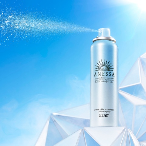 Солнцезащитный водостойкий освежающий спрей-пенка для тела Perfect UV Sunscreen Bubble Spray SPF 50+ PA++++ Линия Anessa 